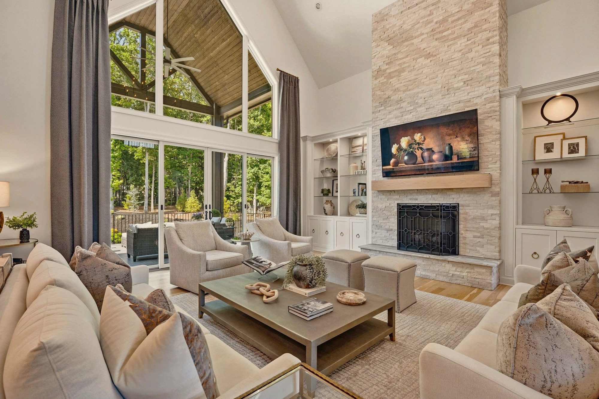 4064 Poplar Ridge Drive — photo 8